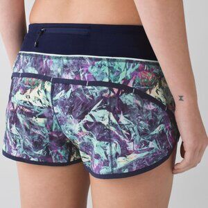 Lululemon - Speed Up Low-Rise Lined Short 2.5" - Multicolor pattern - Size 4